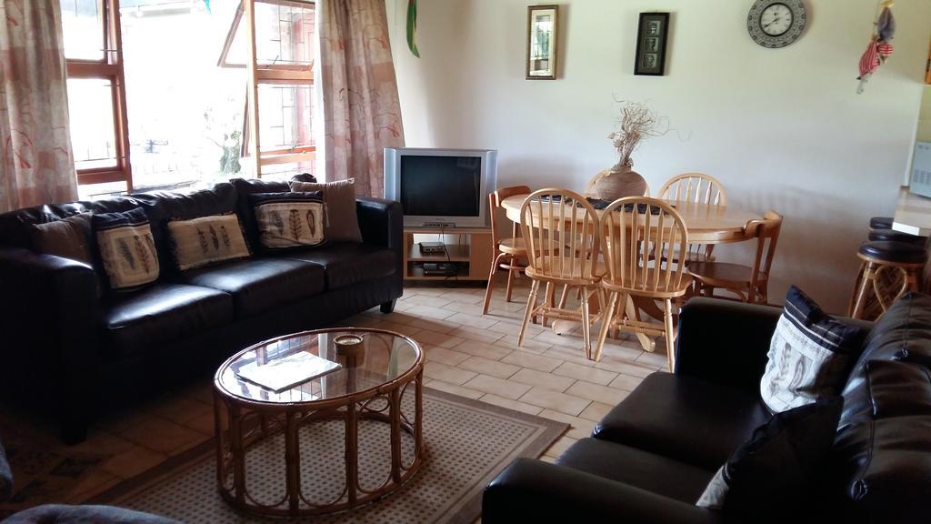 Brenton Lake Holiday Cottages 외부 사진